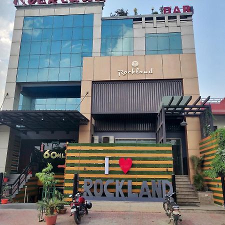 Hotel Rockland Jaipur Bagian luar foto