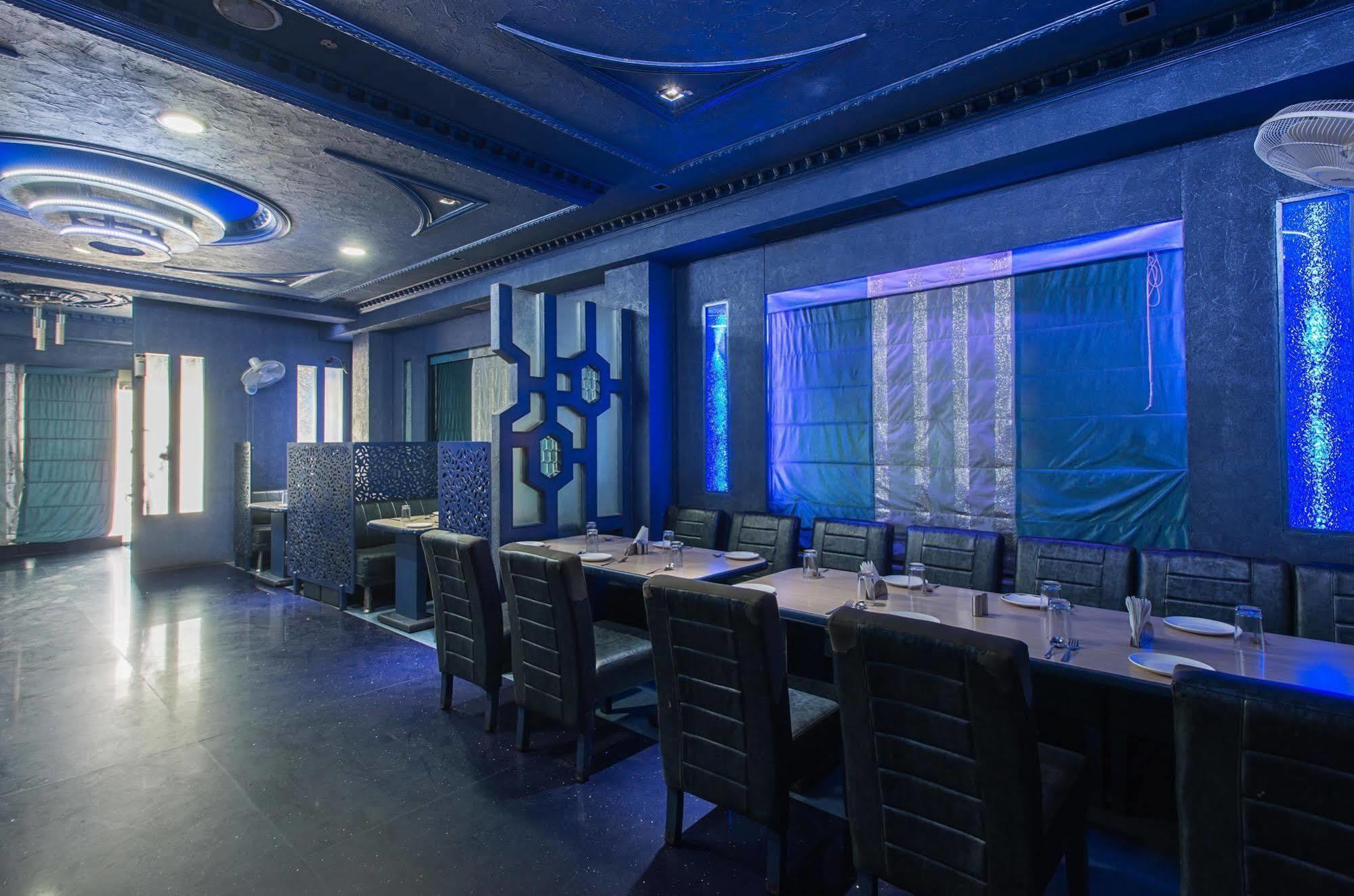 Hotel Rockland Jaipur Bagian luar foto