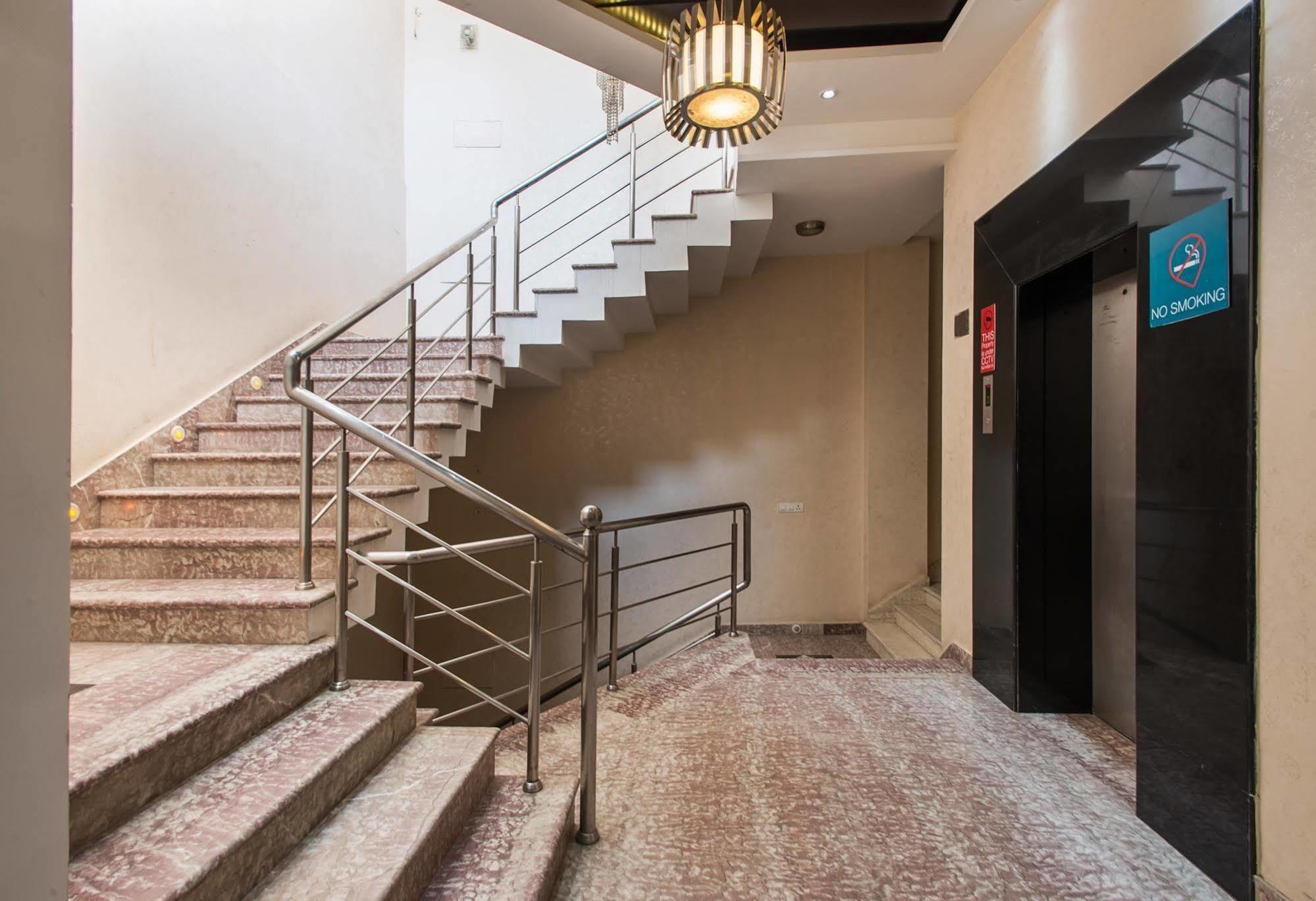 Hotel Rockland Jaipur Bagian luar foto
