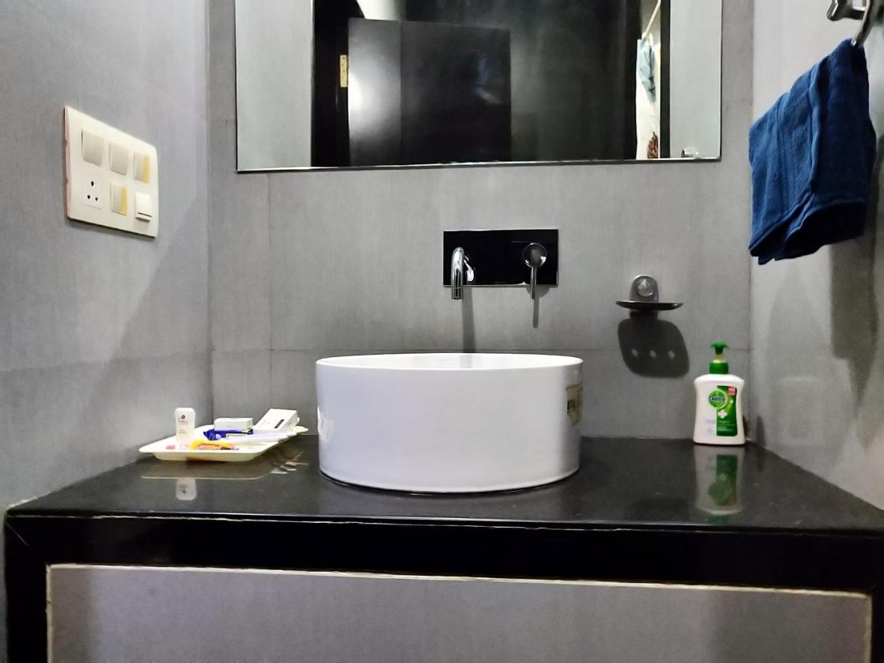 Hotel Rockland Jaipur Bagian luar foto