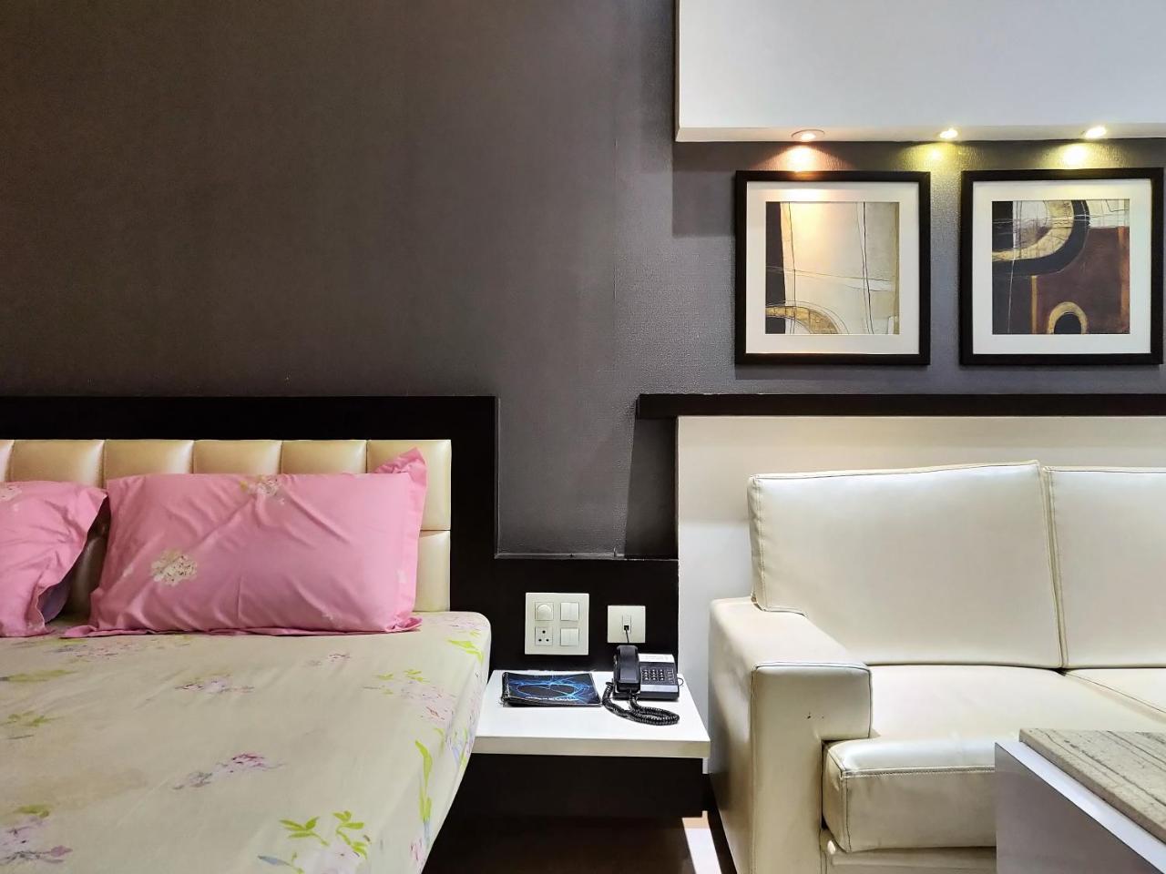 Hotel Rockland Jaipur Bagian luar foto