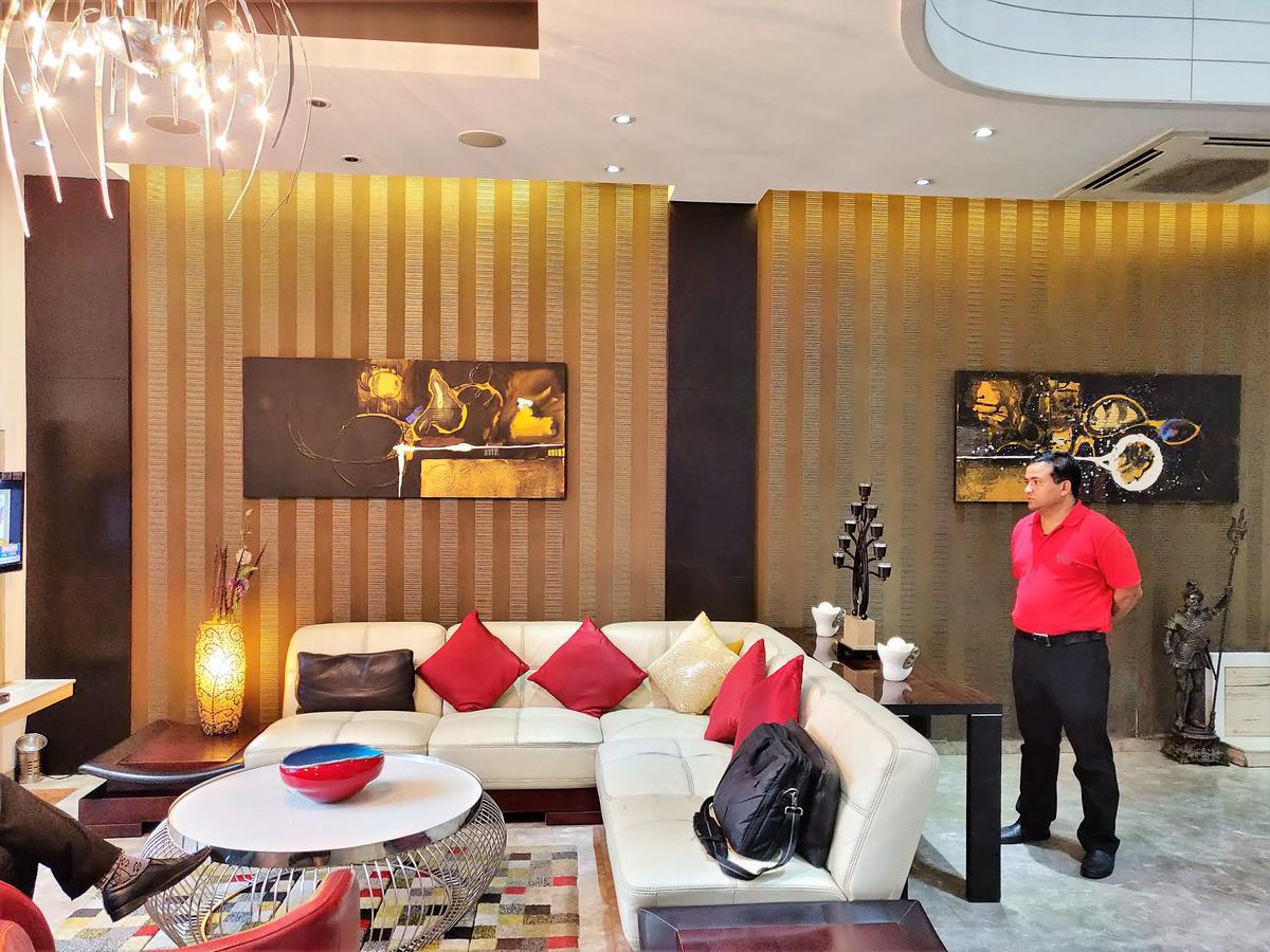 Hotel Rockland Jaipur Bagian luar foto