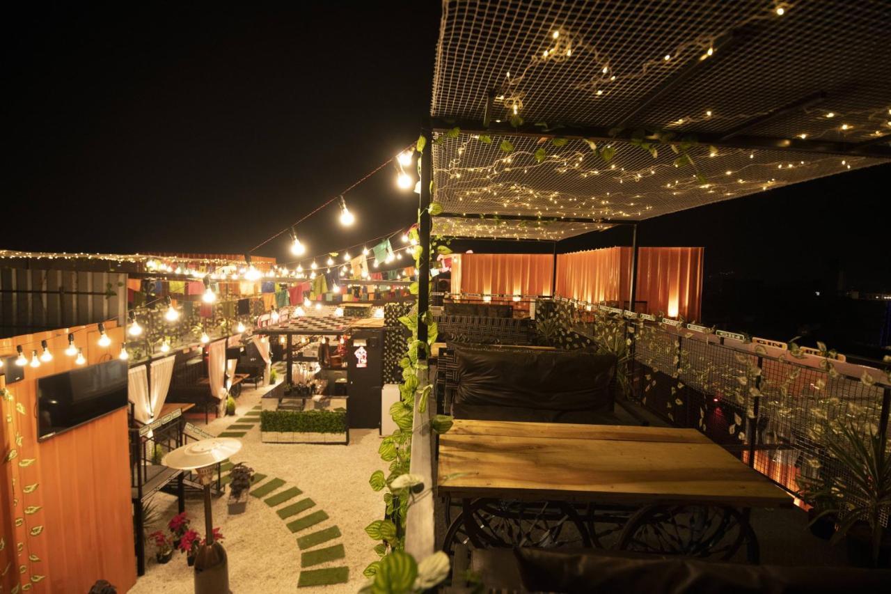 Hotel Rockland Jaipur Bagian luar foto