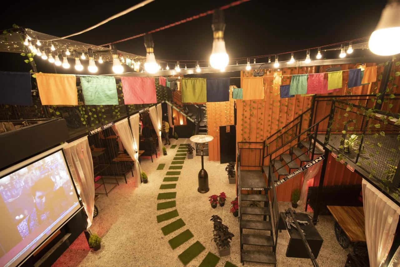 Hotel Rockland Jaipur Bagian luar foto